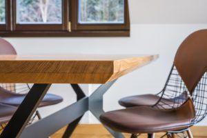 Apartmán Špindlerův Mlýn – Detail jídelního stolu
